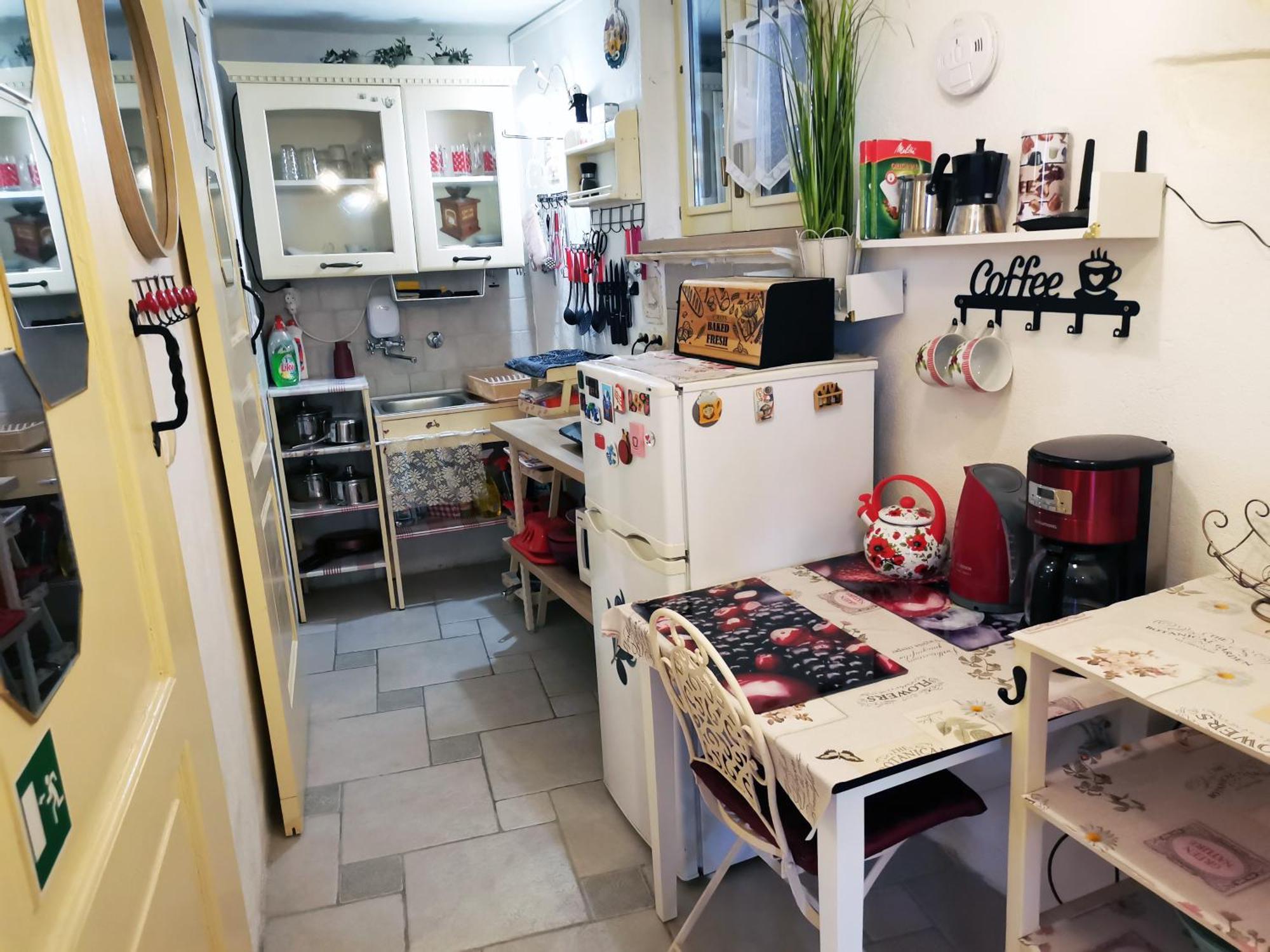 Apartment Alena With Terrace And Garden Center Jelsa Єлса Екстер'єр фото